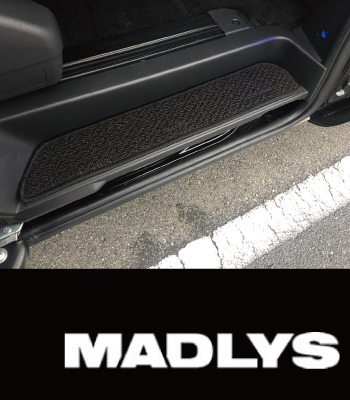 MADLYS ステップ マットブラック［後期型］