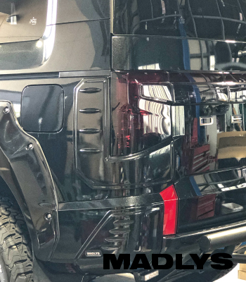 MADLYS テールプロテクター鎧　ペイント込［後期型］ サムネイル2